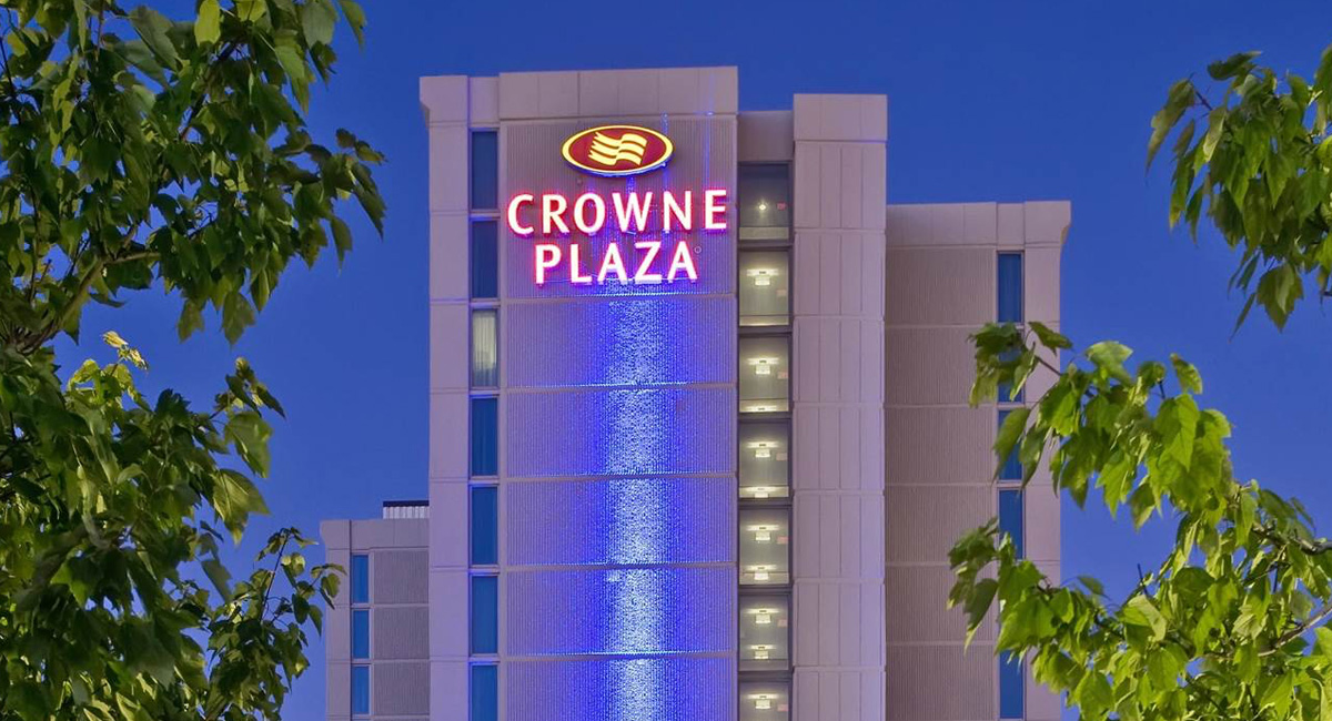 Crowne Plaza Chicago O'Hare Hotel & Conference Center